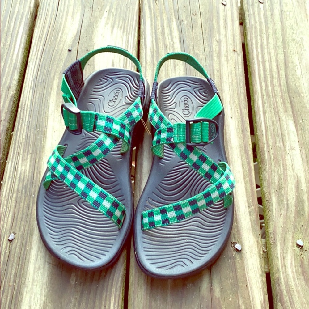 ❌SOLD❌Chaco Zvolv Hiking/River/Water Sandals
